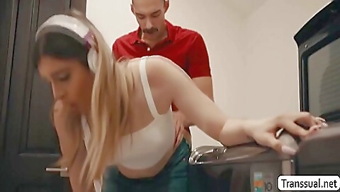 Makeilo crevice & anal slut